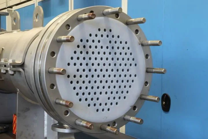 Silicon carbide heat exchanger